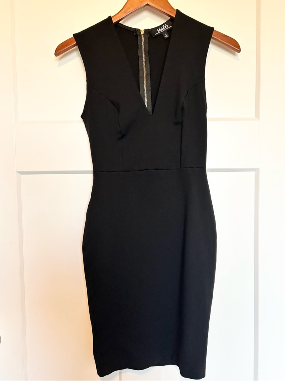 Lulus Deep V-Neck Sleeveless Sheath Dress - Little Black Dress (LBD) Small